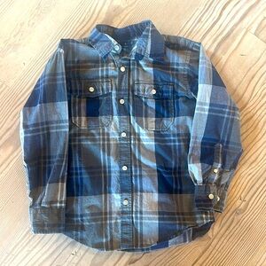 Plaid Gap boys cotton long sleeve button downn